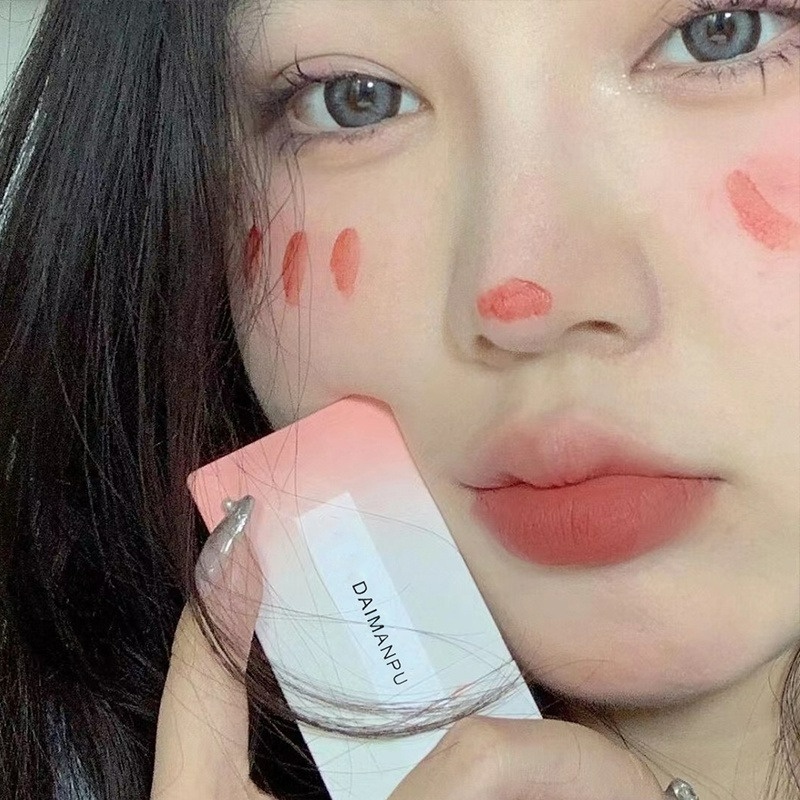 Son Môi Dưỡng Ẩm Lâu Trôi Chống Thấm Nước Không Dính Cốc Có Thẻ In Hình Ảnh