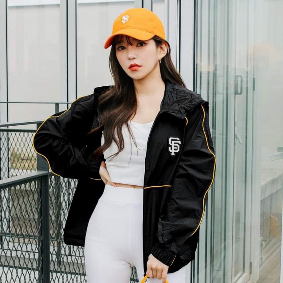 ÁO KHOÁC ÁO GIÓ VNXK TRẮNG ĐEN XÁM - HÀNG CHUẨN VNXK