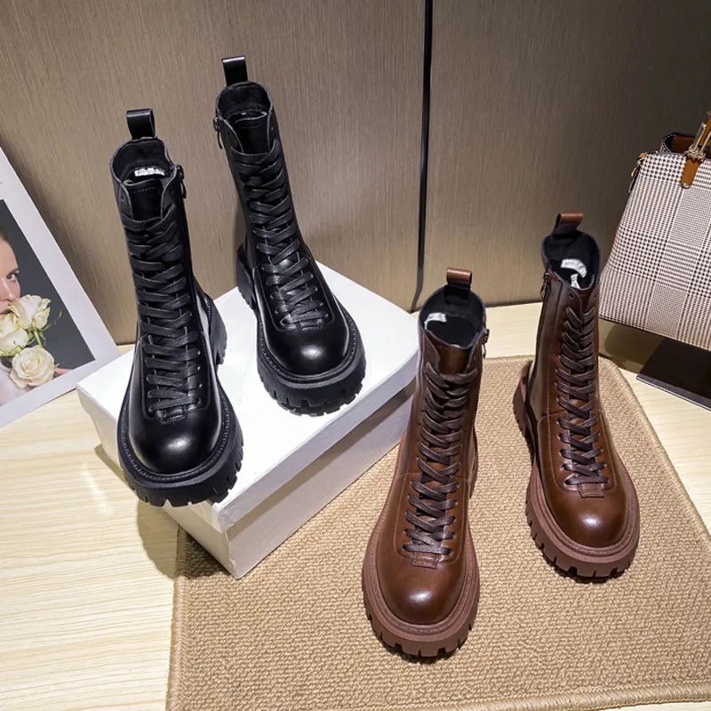 Boots ulzzang chiến binh đế cao màu da nâu đầu mũi đen có khoá bên cạnh