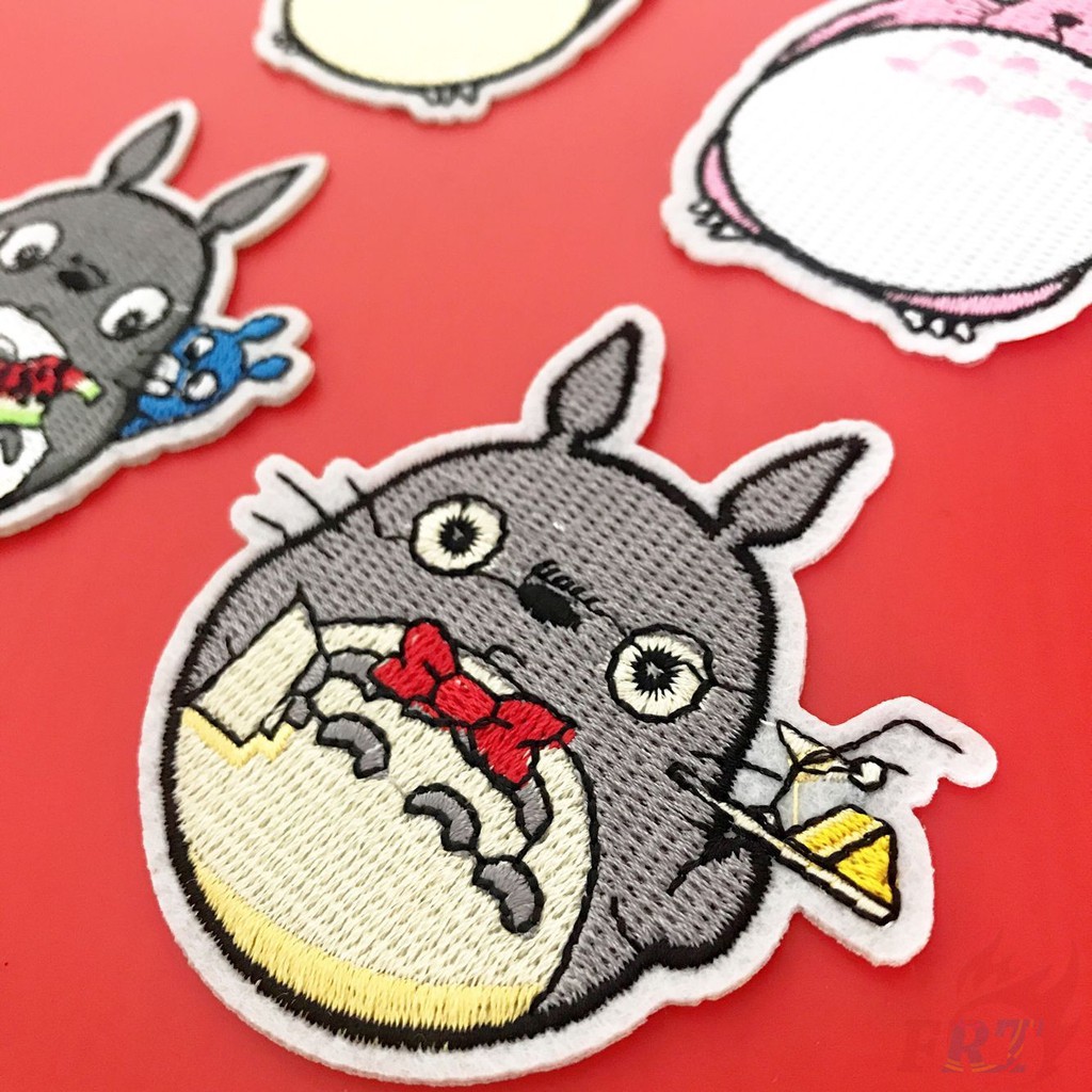 Miếng vá ủi thêu trang trí quần áo hình Totoro xinh xắn kiểu dáng tùy chọn
