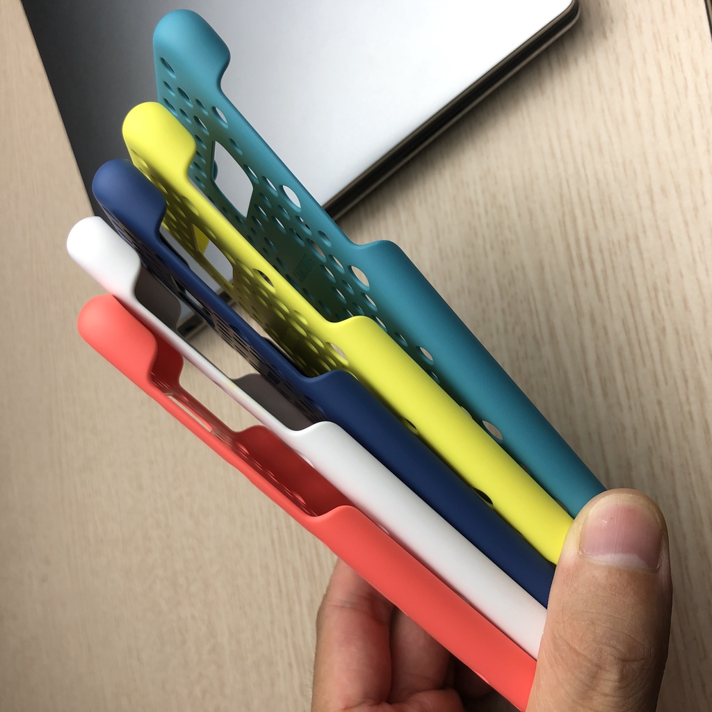 Ốp lưng Samsung Galaxy S10E chính hãng.