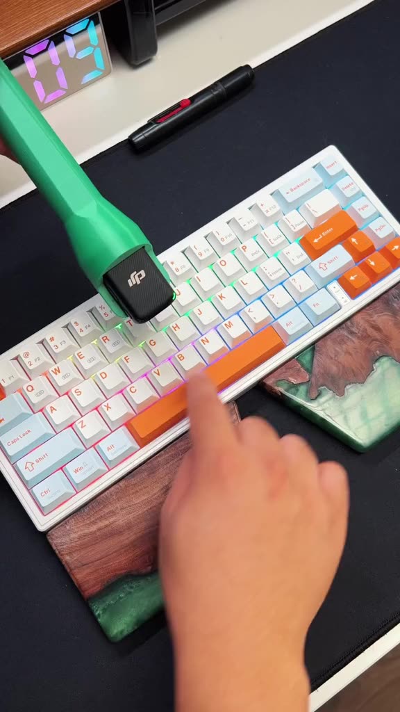 Bàn phím cơ không dây mạch xuôi led rgb MONKA 3067 không dây | BigBuy360 - bigbuy360.vn