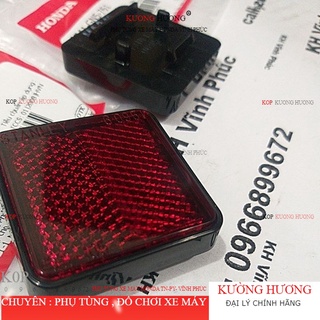 Tấm phản quang gắn đuôi sau xe Wave nhỏ GN5-761 Chính hãng (-10%)