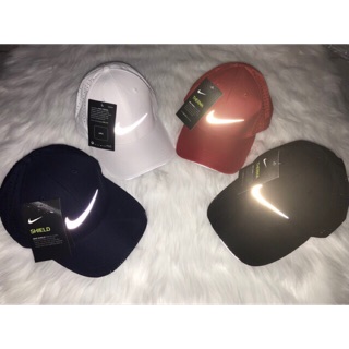 Nón có hình phản quang siêu sang chảnh