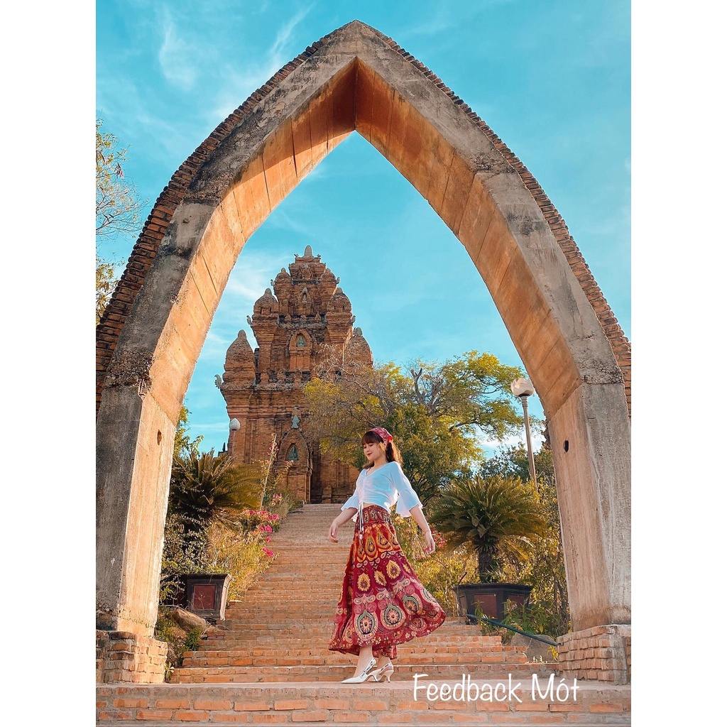 Chân váy ấn hoạ tiết giọt nước 95cm