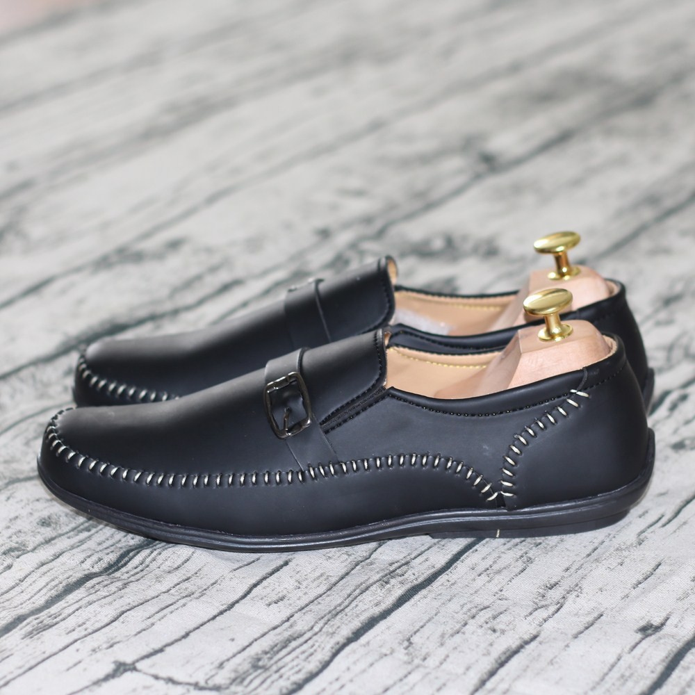 Giày Lười Nam Chỉ Trắng Đen [Có Hộp & 2 Tất] | BigBuy360 - bigbuy360.vn