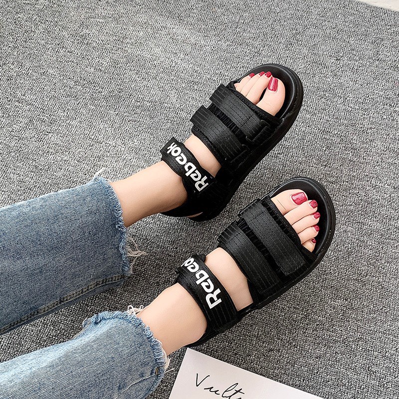 [Mã 44FASHIONSALE1 giảm 10k đơn từ 50k] (VIDEO) Sandal nữ học sinh 3 quai chữ kẻ trắng gắn cúc 1 BÔNG