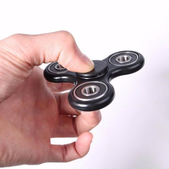 Con quay FIDGET SPINNER nhiều màu