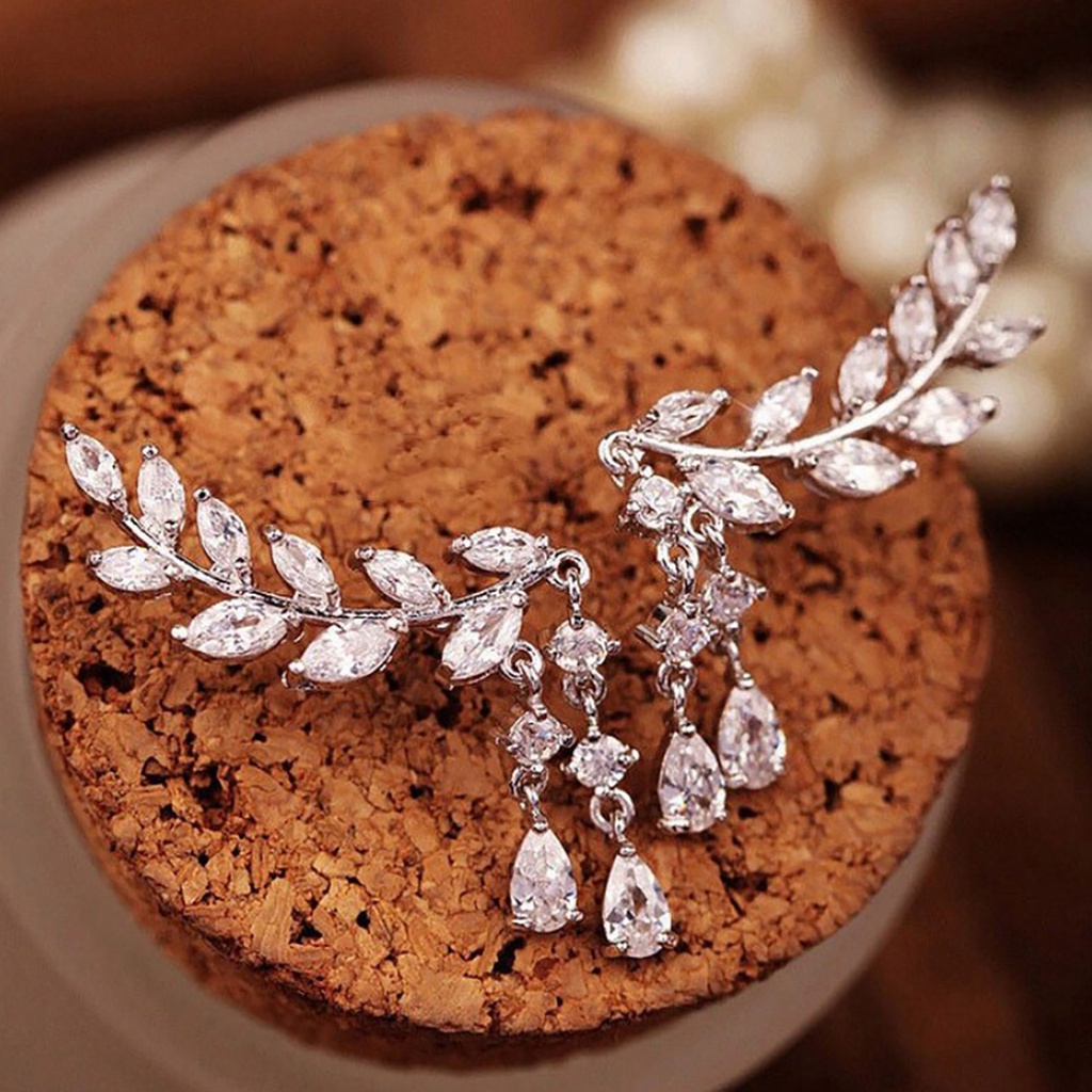 Khuyên tai nữ trang dáng dài kiểu dáng độc đáo