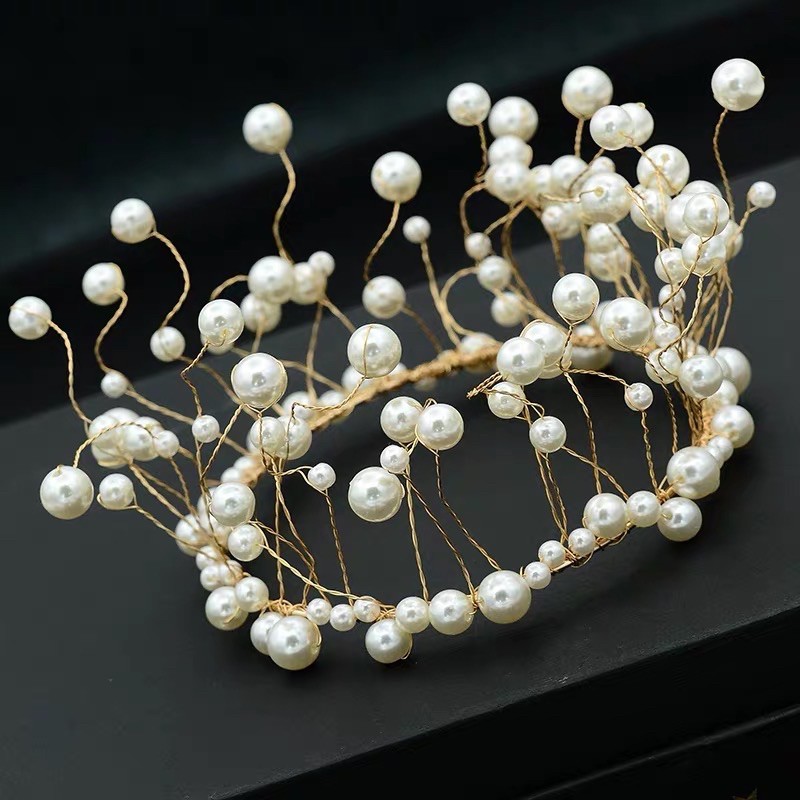 Phụ kiện trang trí bánh kem hình vương miện đính ngọc trai lãng mạn