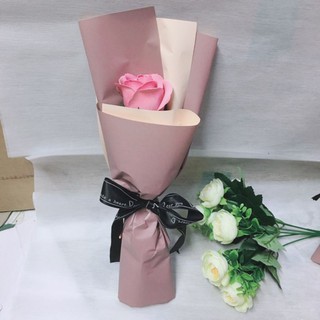 Bó hoa hồng sáp 3lớp 10/1b