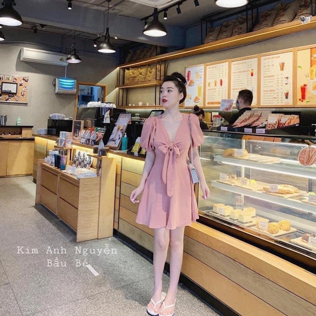 VÁY ĐŨI NƠ NGỰC