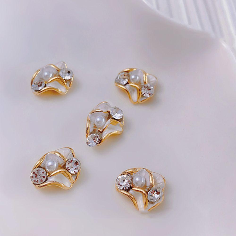 Set 5 Bông Hoa 3D Trang Trí Móng Tay Nghệ Thuật Phong Cách Hàn Quốc