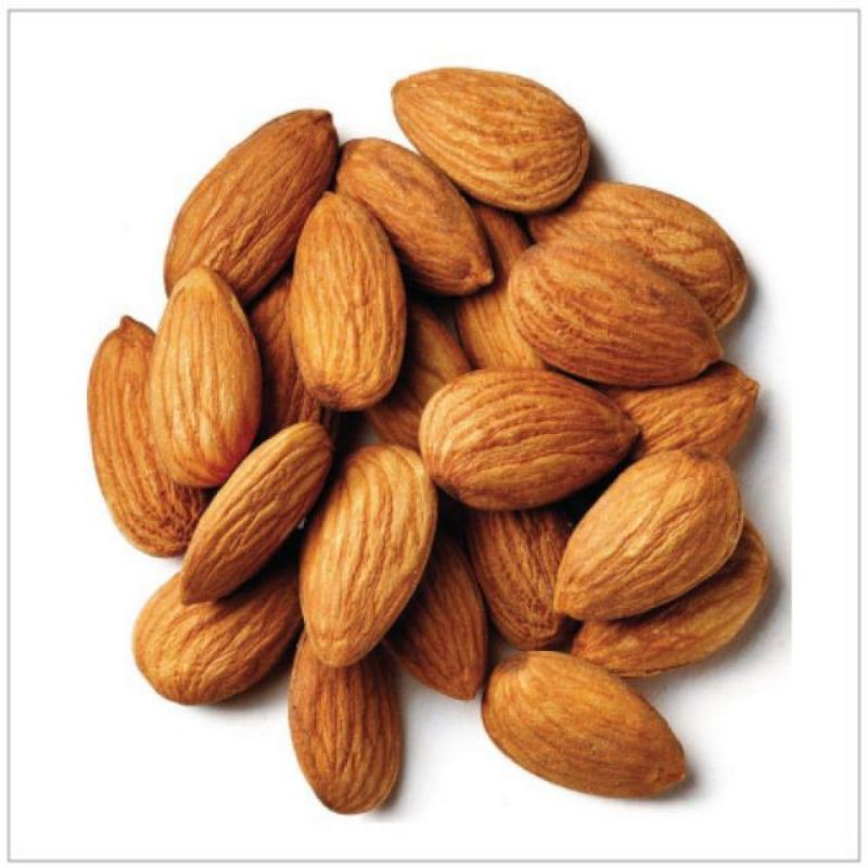 Hạnh nhân tách vỏ nguyên vị loại đặc biệt đóng hộp 500g.