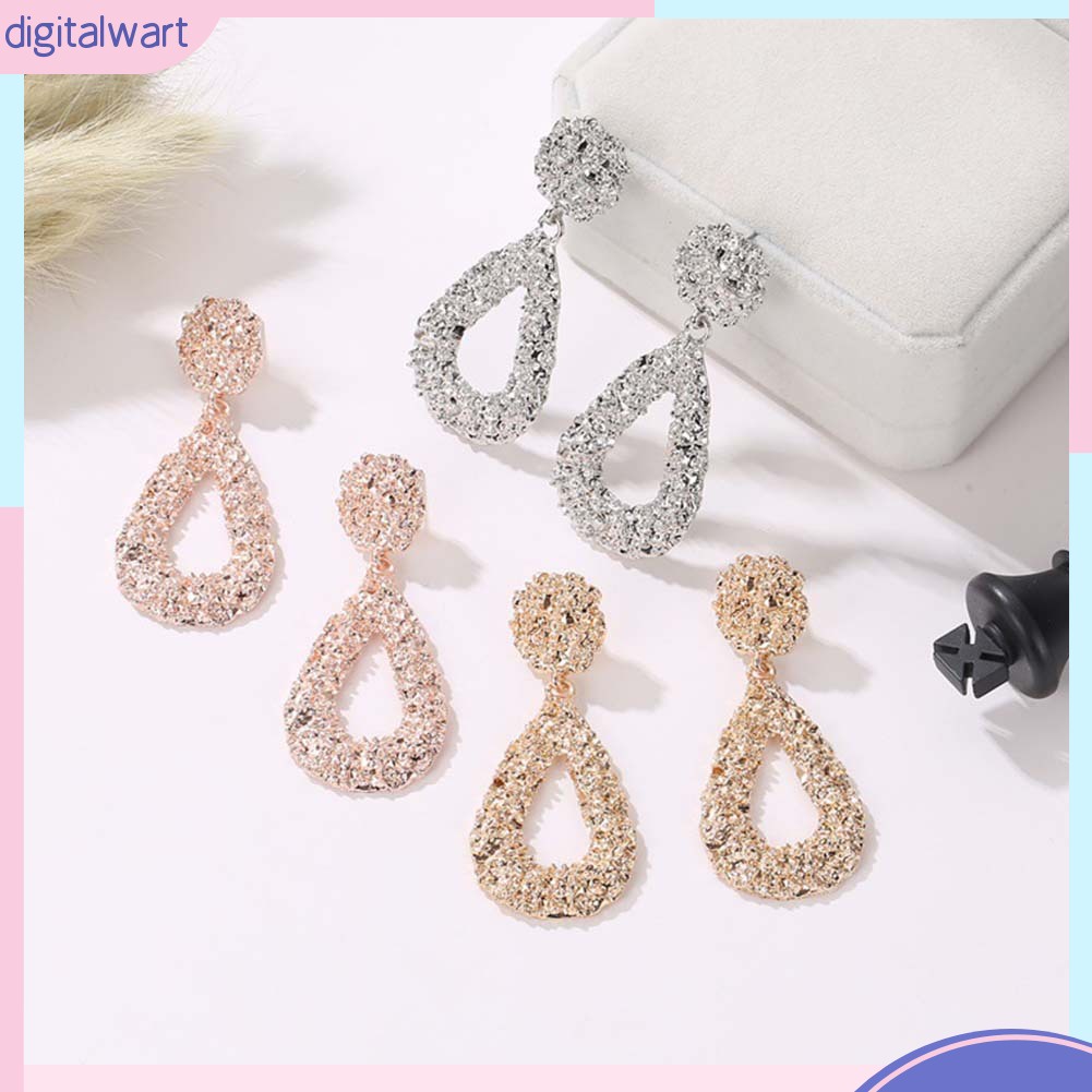 Đôi Khuyên Tai Thiết Kế Hình Giọt Nước Đính Đá Quý Nhân Tạo Lấp Lánh Sang Trọng Cá Tính Dành Cho Nữ