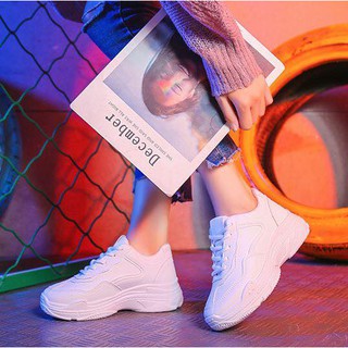 Giày Sneaker trắng momsumo1