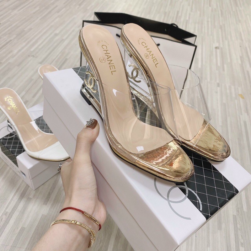 Xuồng Mica tag gót quai trong bản to