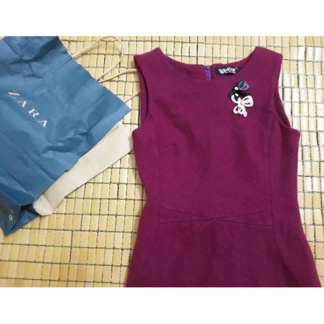 Váy dạ lông cừu white ant size s