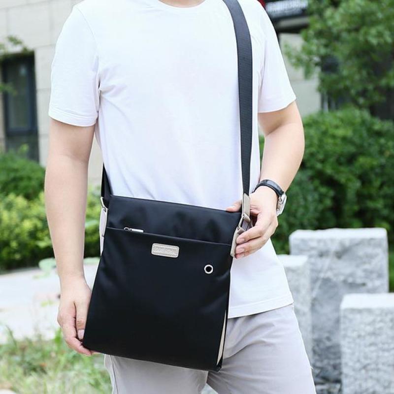 Túi đeo vai chống thấm nước phong cách thời trang dành cho nam
