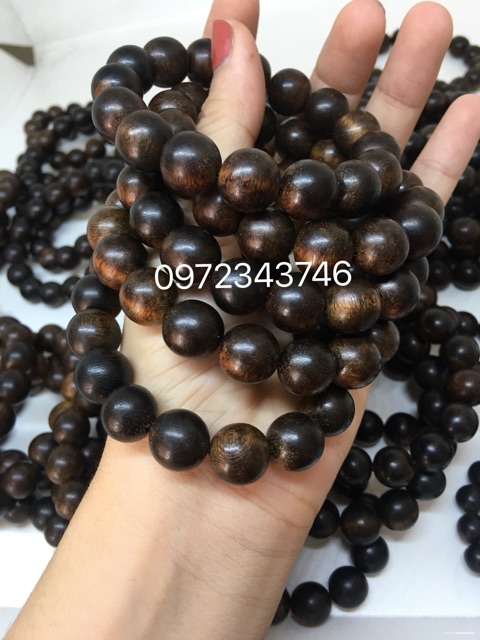 Vòng trầm indo tia đẹp size 8-10li mùi thơm nhẹ dịu