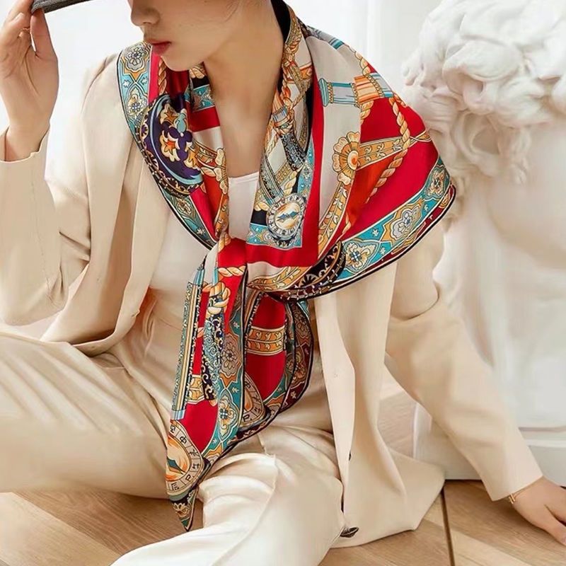 Khăn Choàng Cổ Hình Vuông Bằng Lụa Cao Cấp Thời Trang Cho Nữ 110 Lớp