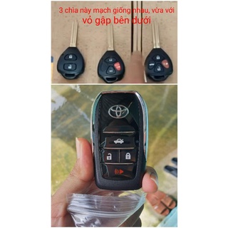 Vỏ Chìa Khóa 4 nút toyota Camry, Fortuner, Innova