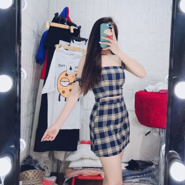 Sét áo kèm chân váy có quần trong