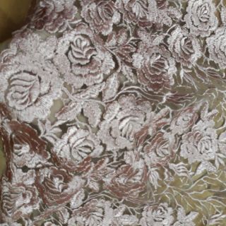Vải ren cao cấp