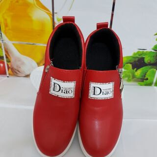 slip on tăng chiều cao