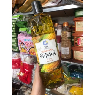 DẦU NGÔ (DẦU BẮP) DAESANG HÀN QUỐC CHAI 900ML