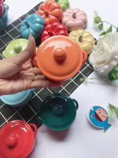 Chén sứ ăn dặm hình nồi có nắp