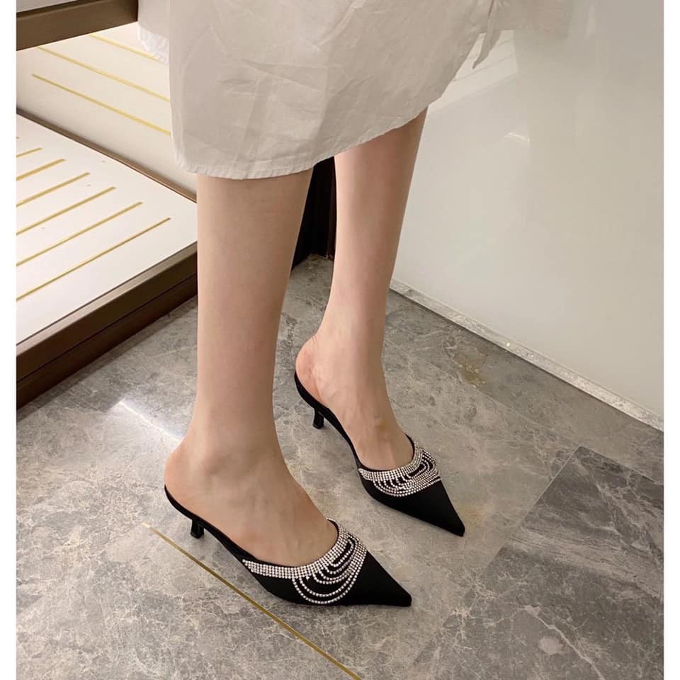 GIÀY BỆT ĐÍNH CƯỜM SIÊU CAO CẤP | BigBuy360 - bigbuy360.vn