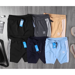 Quần short 3 sọc thẳng