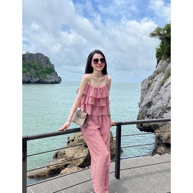 Set bộ đũi áo 2 dây bèo quần dài hồng du lịch sang chảnh