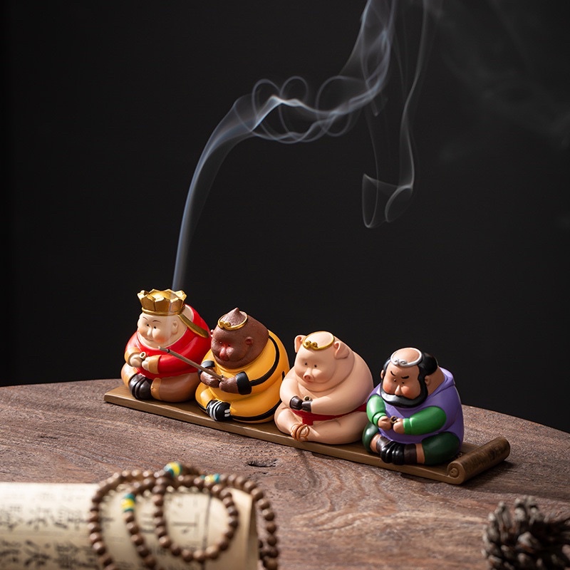 Tượng Chibi Ngộ Không Ú cắm nhang trang trí