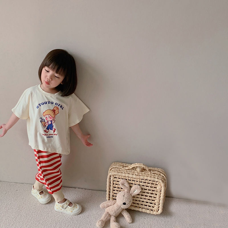 Bộ Đồ Thể Thao Áo Thun In Họa Tiết Phong Cách Nhật Bản + Quần Kẻ Sọc Thời Trang Mùa Hè 2022 Mới Cho Bé Gái