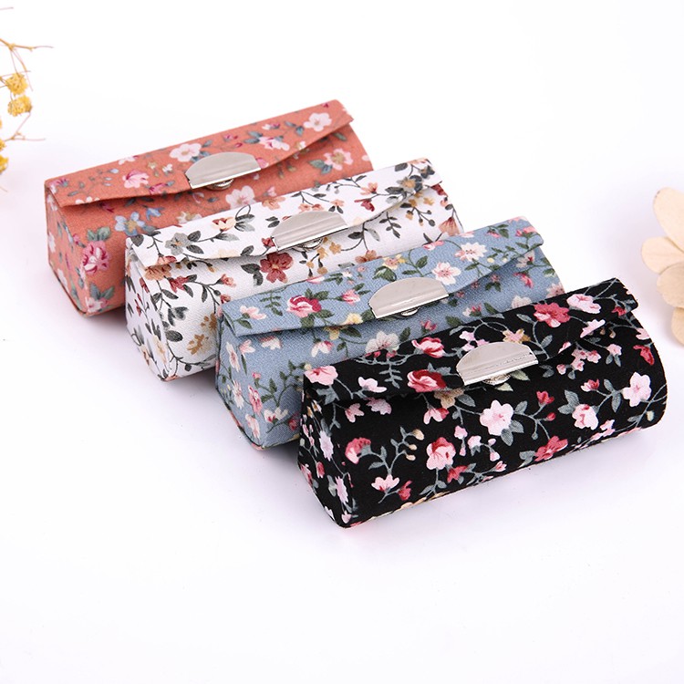 HỘP ĐỰNG SON KÈM GƯƠNG