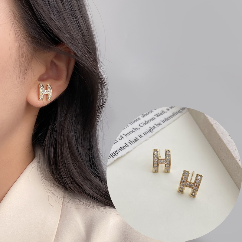 Bông Tai Chữ H Đính Đá Thời Trang Đơn Giản Cho Nữ