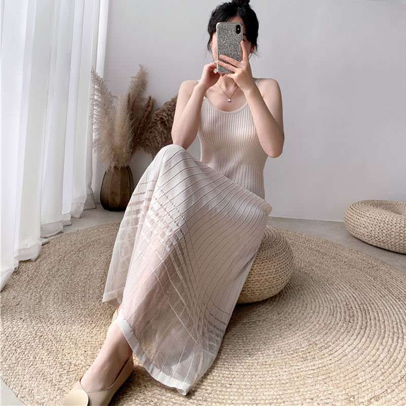 Summer new style mesh splicing ice silk suspender A-line slim and fashionable wear outside and bottom knitted skirt | BigBuy360 - bigbuy360.vn