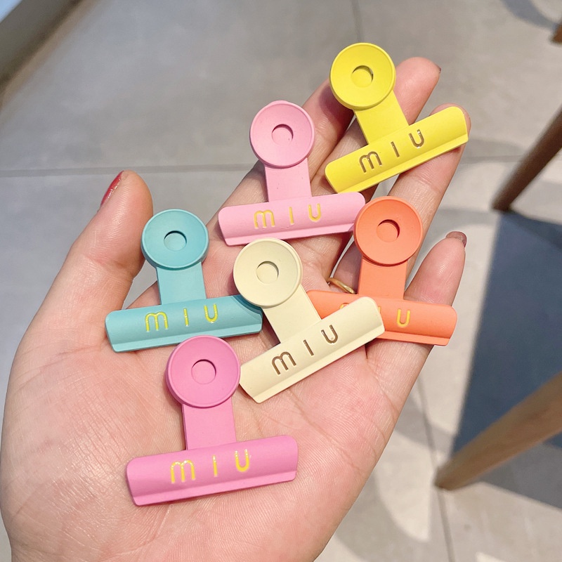 Kẹp tóc mỏ vịt kiểu dáng dễ thương