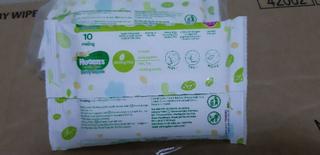 Khăn ướt Huggies 50 gói ( mỗi gói 10 tờ)