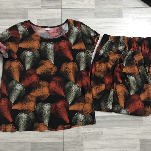 Bộ lanh sớ lửng nữ trung niên cho các mẹ