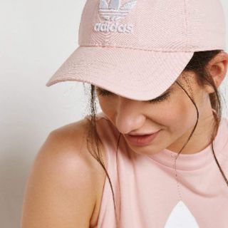 Mũ Adidas hồng nhạt 2019