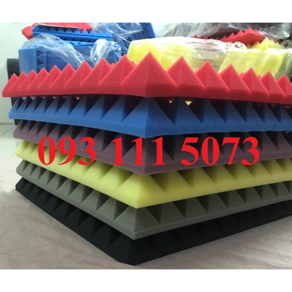 Mút tiêu âm tích hợp cao su chống rung hình kim tự tháp 50x50cm