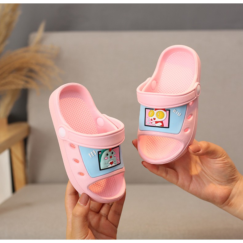 Sandal cho bé dép cho bé  siêu nhẹ, chống trơn trượt cho bé tập đi