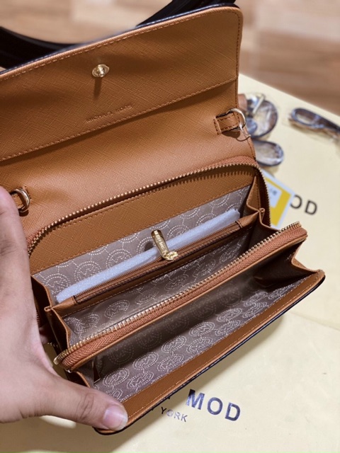 Túi xuất dư nhiều màu