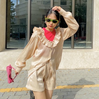 Áo somi cách điệu cổ khoét sâu nhún bèo//Gather Shirt Newfangled