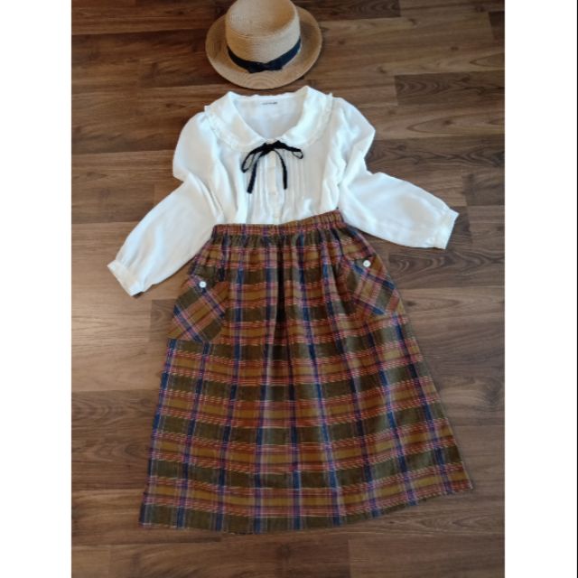 Chân váy kẻ caro 2 túi vintage