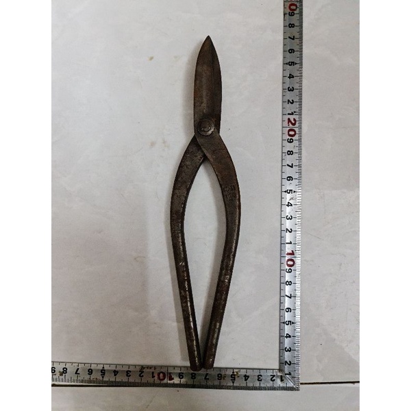 Kéo cắt sắt, tôn nhật bãi