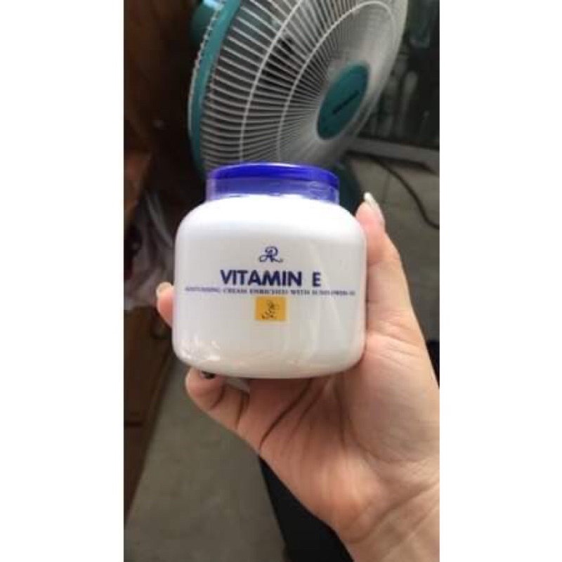 Kem Vitamin E của Thái